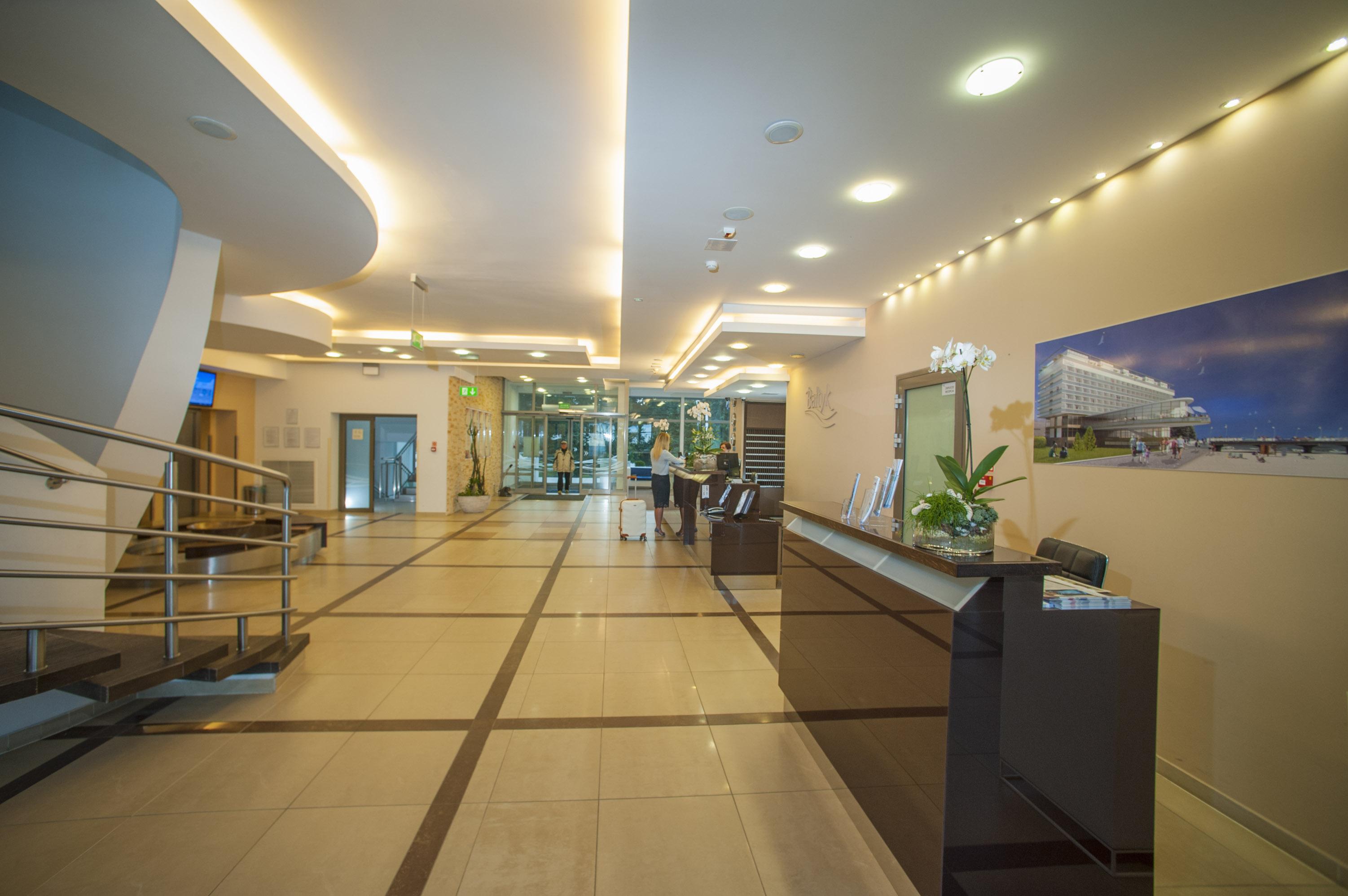 ซานาตอเรียม อุซโดรวิสโคแว บอลติก Hotel โควอบเซก ภายนอก รูปภาพ